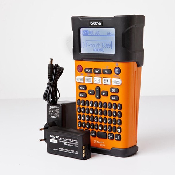 Brother PT-E300VP système de lettrage industriel avec mallette de transport PTE300VPVT1 833030 - 4