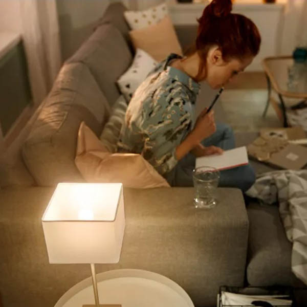 Philips Hue E14 ampoule intelligente sphérique P45 Zigbee (2 pièces) - blanc LPH02724 - 3