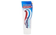 Aquafresh dentifrice